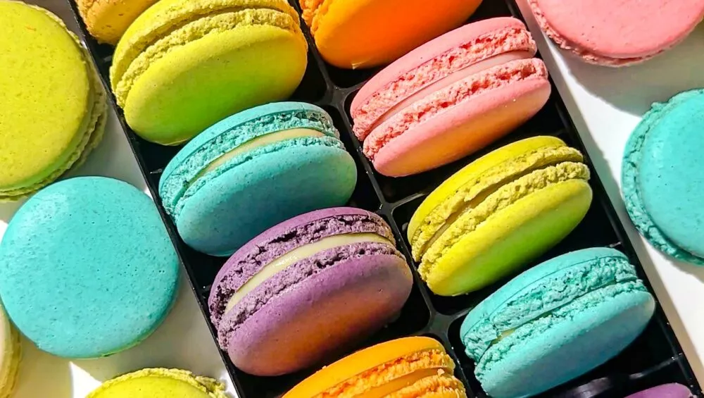 francuskie makaroniki